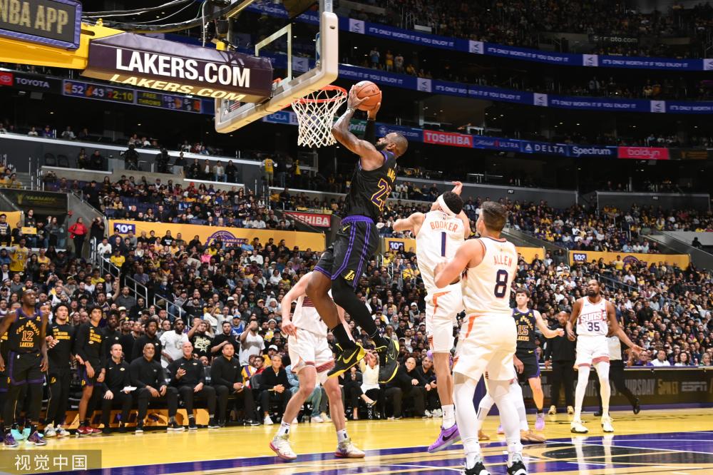 依靠中场的 依靠中场的